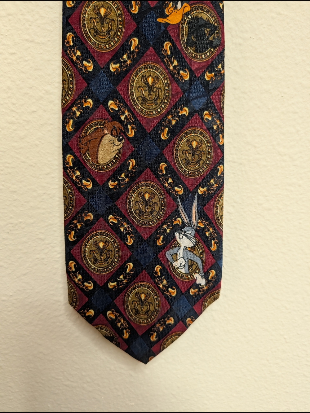 Looney Tunes Mania Tie Navy Burgundy Characters Novelty Vintage 1996 Warner Bros